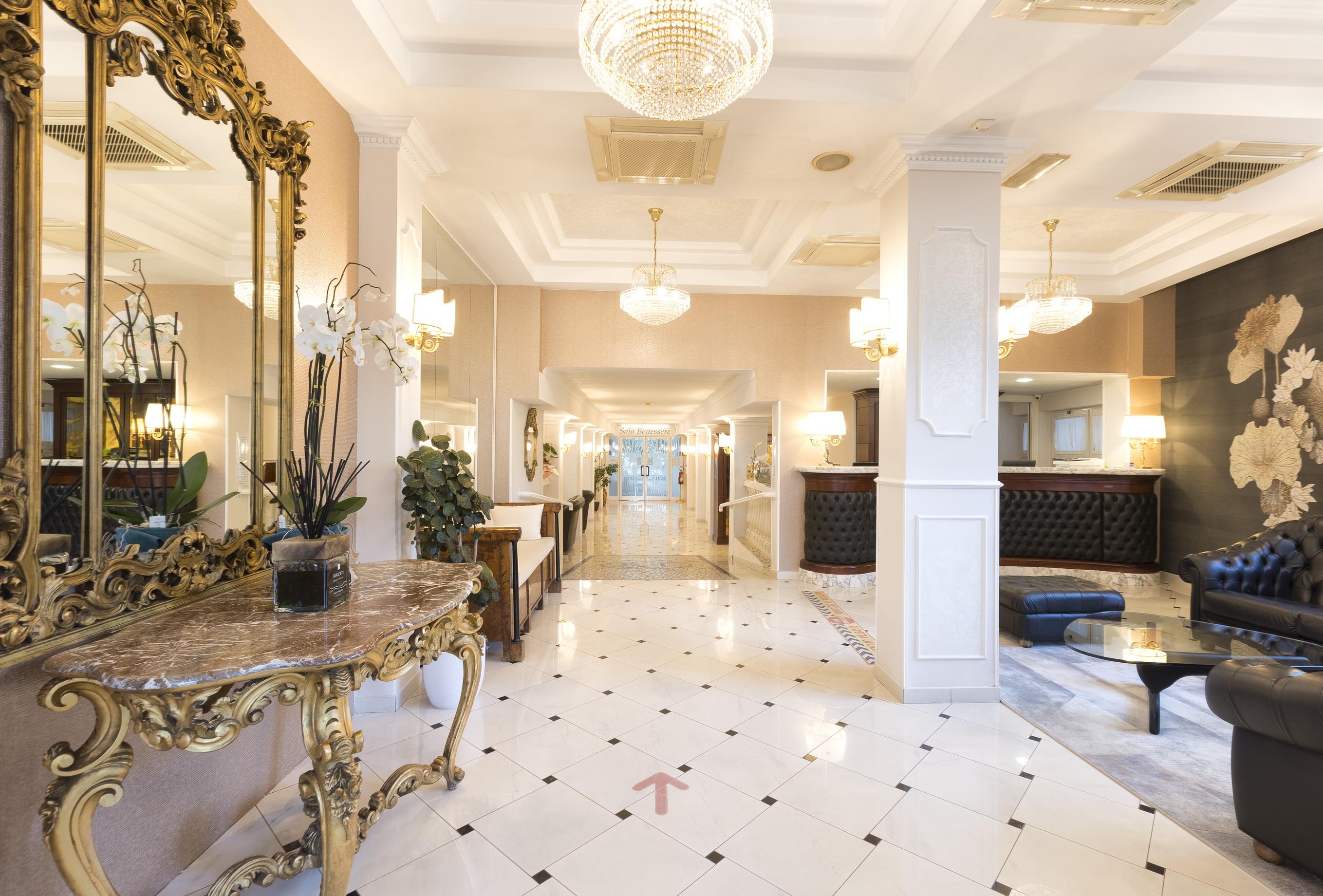 Hotel Baia Imperiale リミニ エクステリア 写真