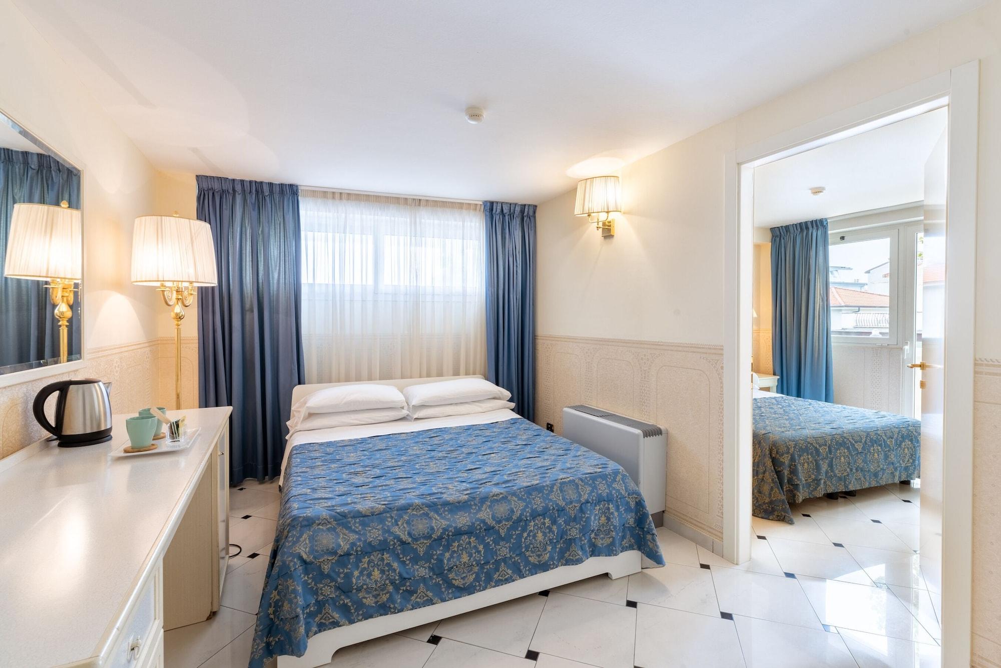Hotel Baia Imperiale リミニ エクステリア 写真