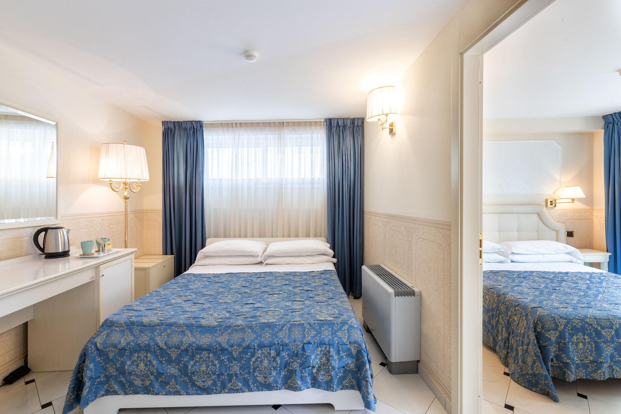 Hotel Baia Imperiale リミニ エクステリア 写真